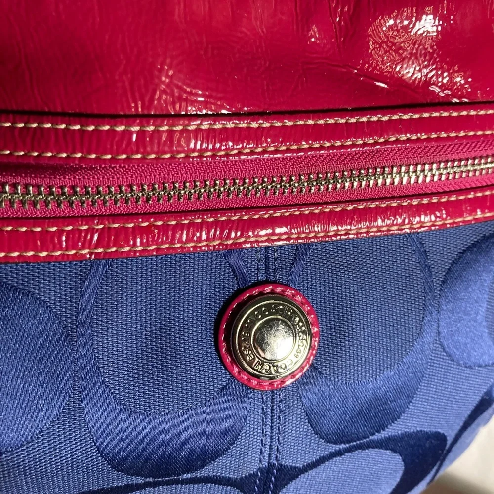 COACH LAURA signature patent top Pink and Blue Women's SHOULDERBAG tote - Picture 3 of 9